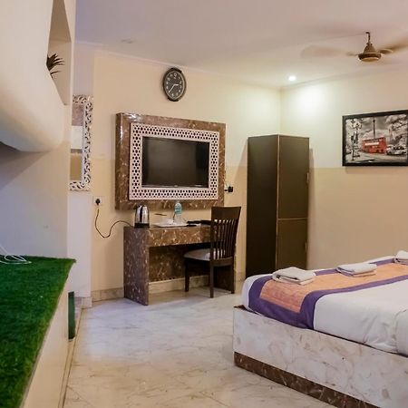 Hotel Airport City Near Delhi International Airport Nova Deli Exterior foto