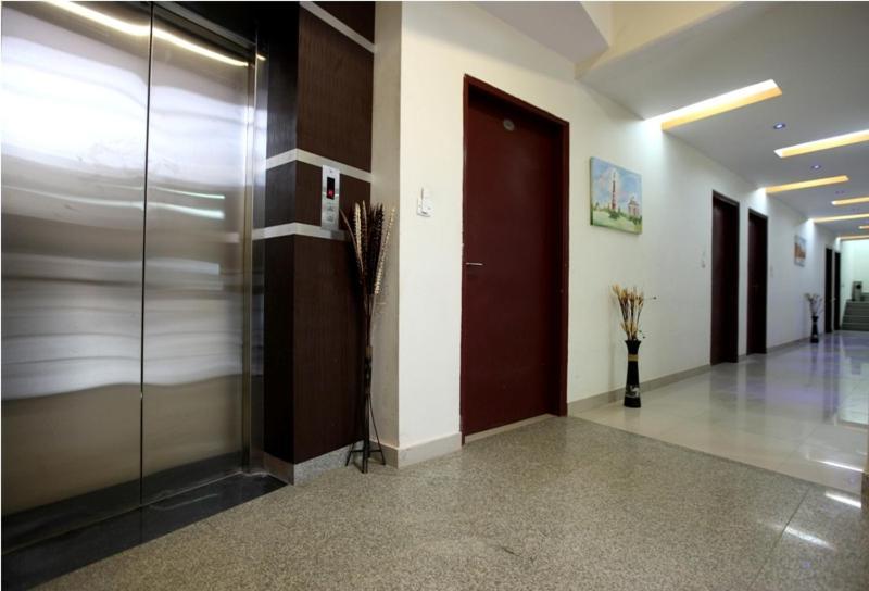 Hotel Airport City Near Delhi International Airport Nova Deli Exterior foto