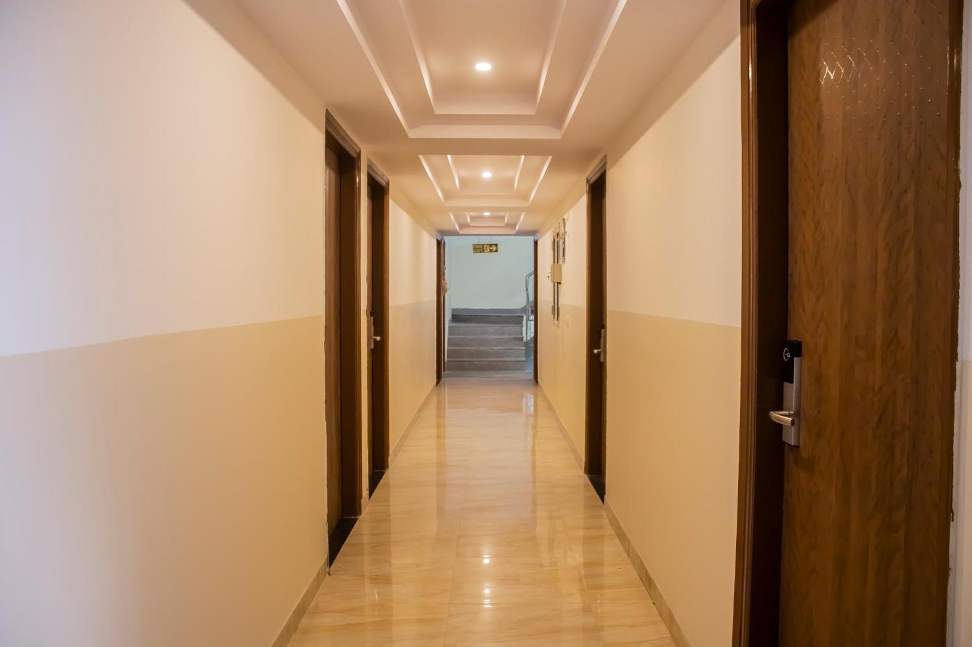 Hotel Airport City Near Delhi International Airport Nova Deli Exterior foto