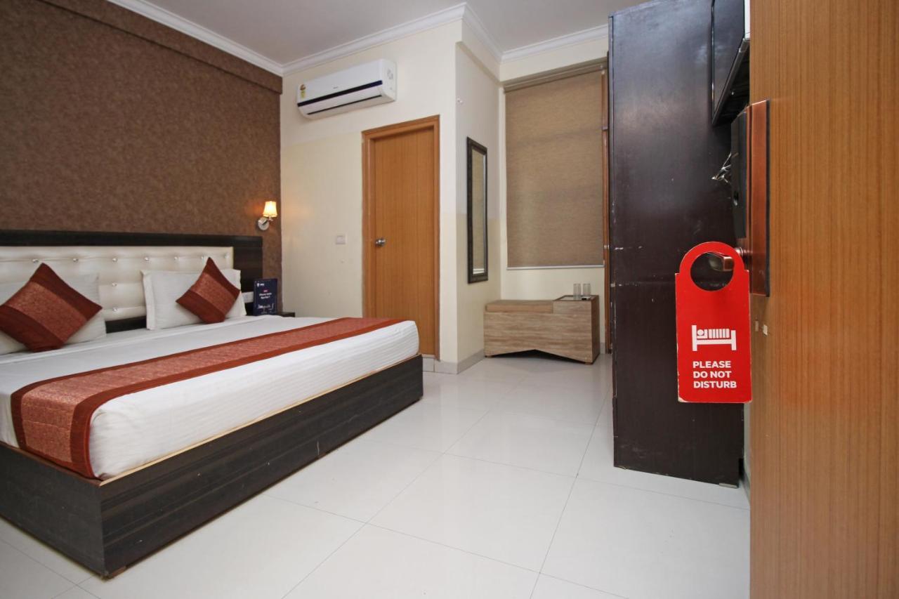 Hotel Airport City Near Delhi International Airport Nova Deli Exterior foto