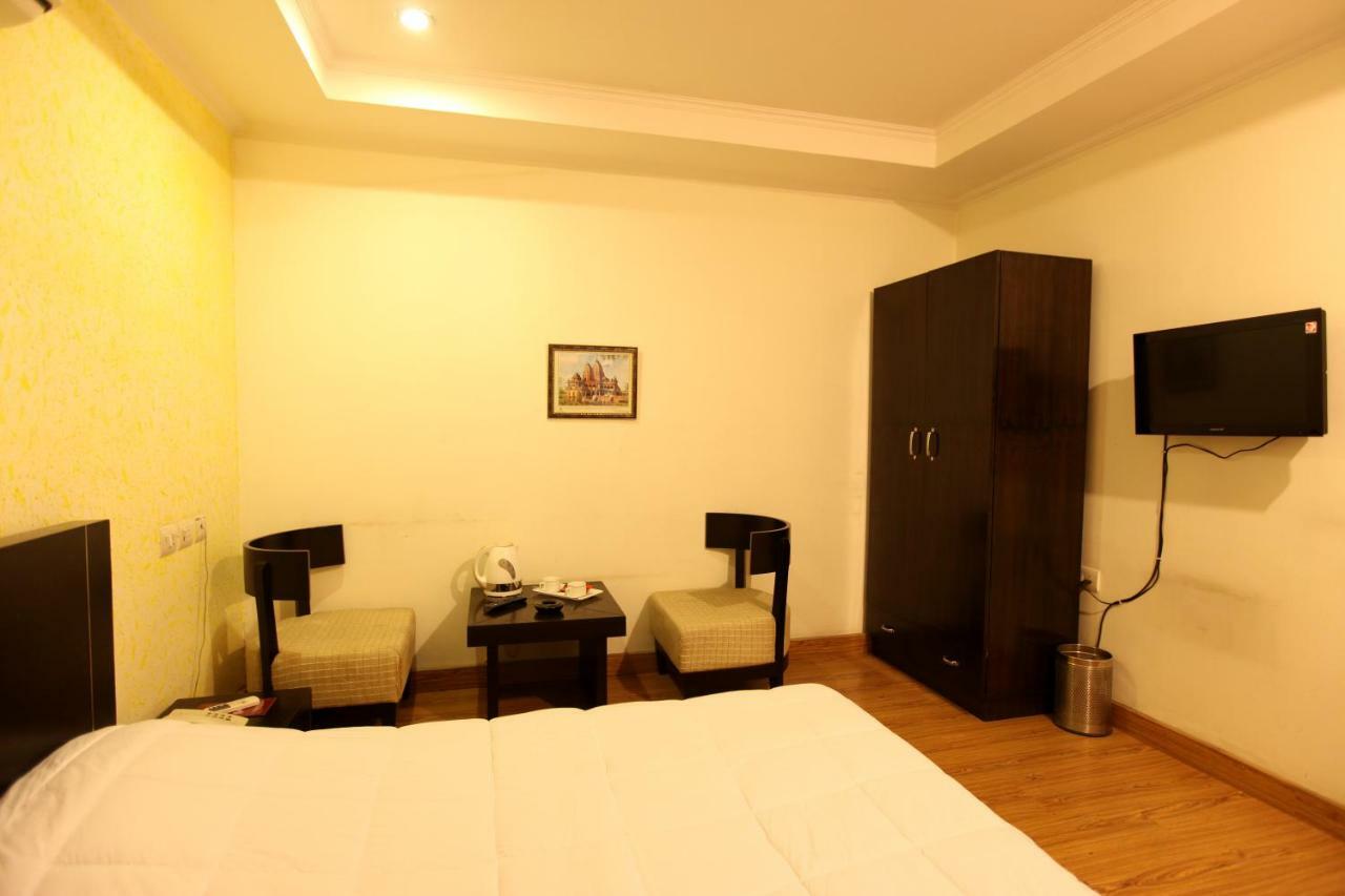Hotel Airport City Near Delhi International Airport Nova Deli Exterior foto